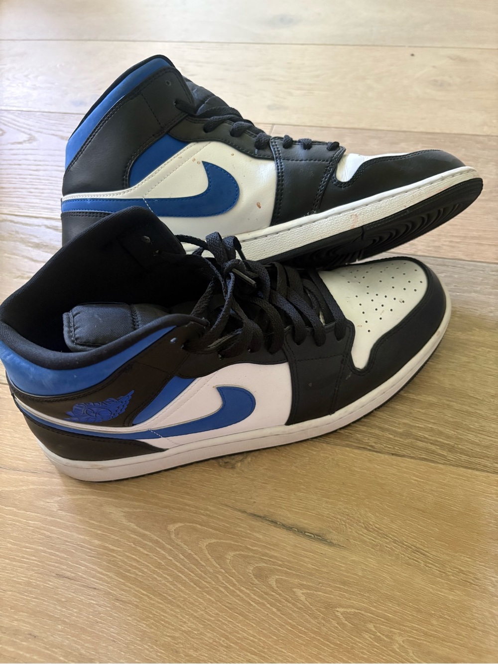 Nike Air Jordan 1 Mid blue